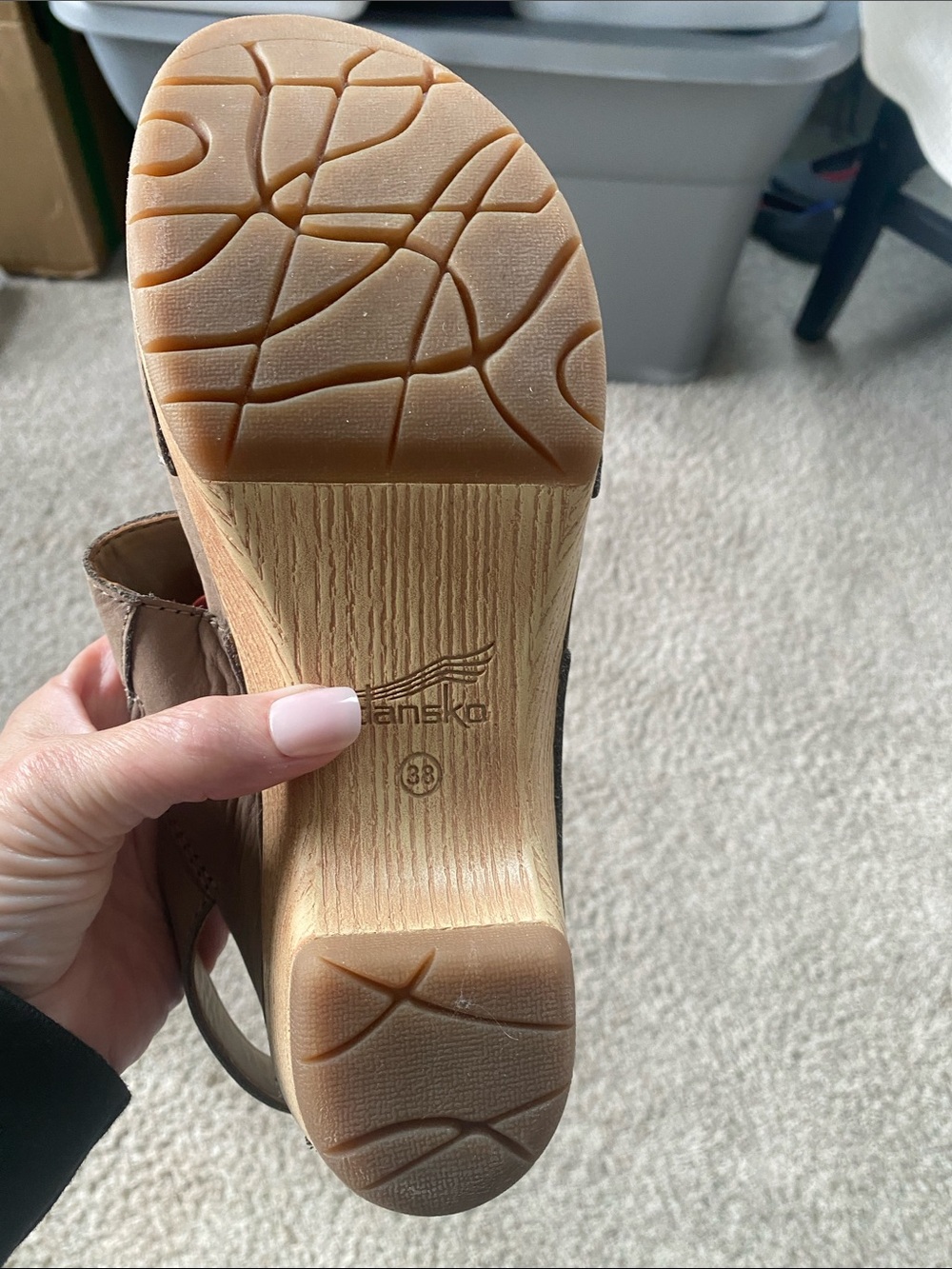 Dansko Women's Taupe Leather Slingback Clogs - Picture 5 of 6